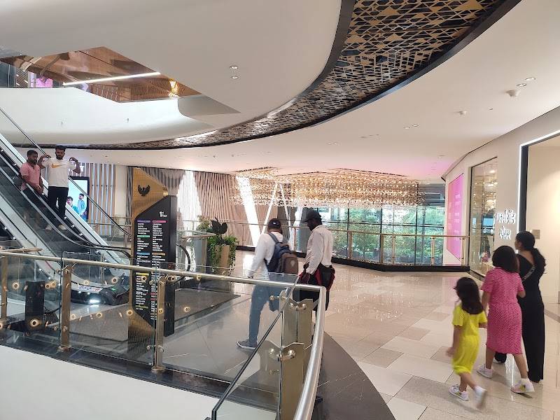 Phoenix Mall of the Millennium